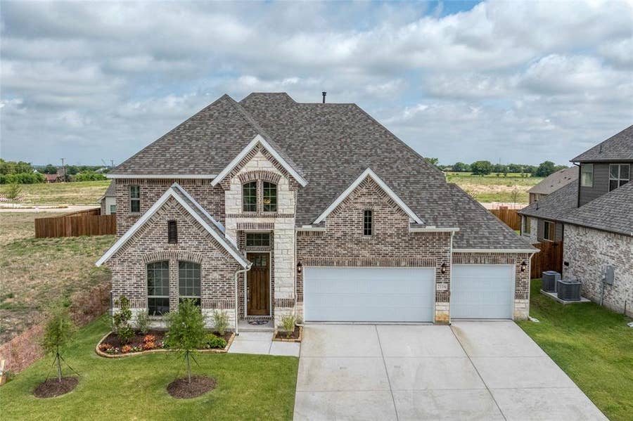 Property photo for 2116 Spyglass Drive, Royse City, TX
