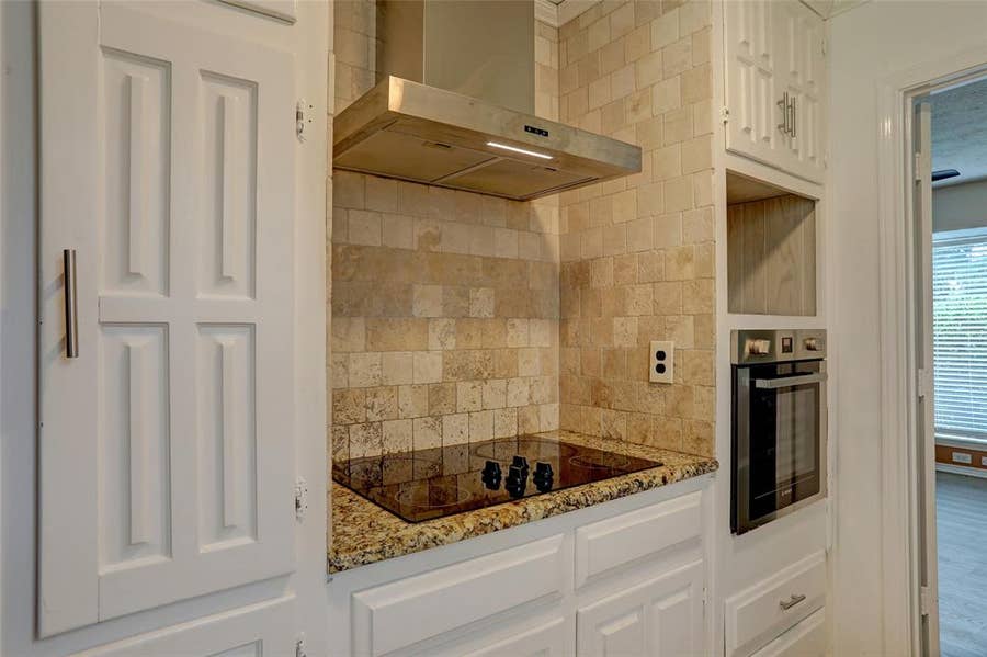 Property photo for 2102 Apollo Road, Richardson, TX