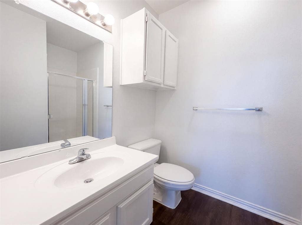 7645 Hove Court, Plano, TX 75025 7645 Hove Court, Plano, TX 75025