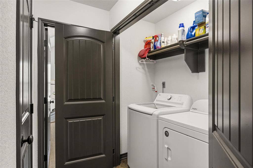 2605 Dove Trail, Granbury, TX 76048 2605 Dove Trail, Granbury, TX 76048