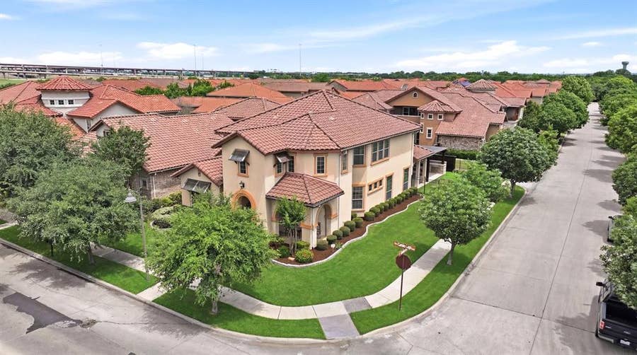 Property photo for 1616 Camino Lago, Irving, TX