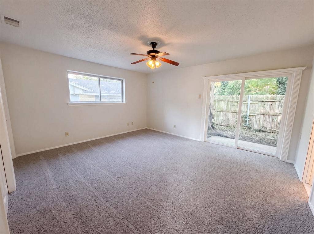 821 Glen Oaks Boulevard, Dallas, TX 75232 821 Glen Oaks Boulevard, Dallas, TX 75232