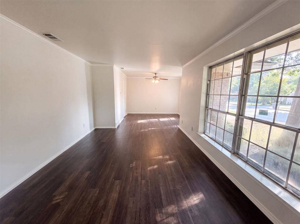821 Glen Oaks Boulevard, Dallas, TX 75232 821 Glen Oaks Boulevard, Dallas, TX 75232