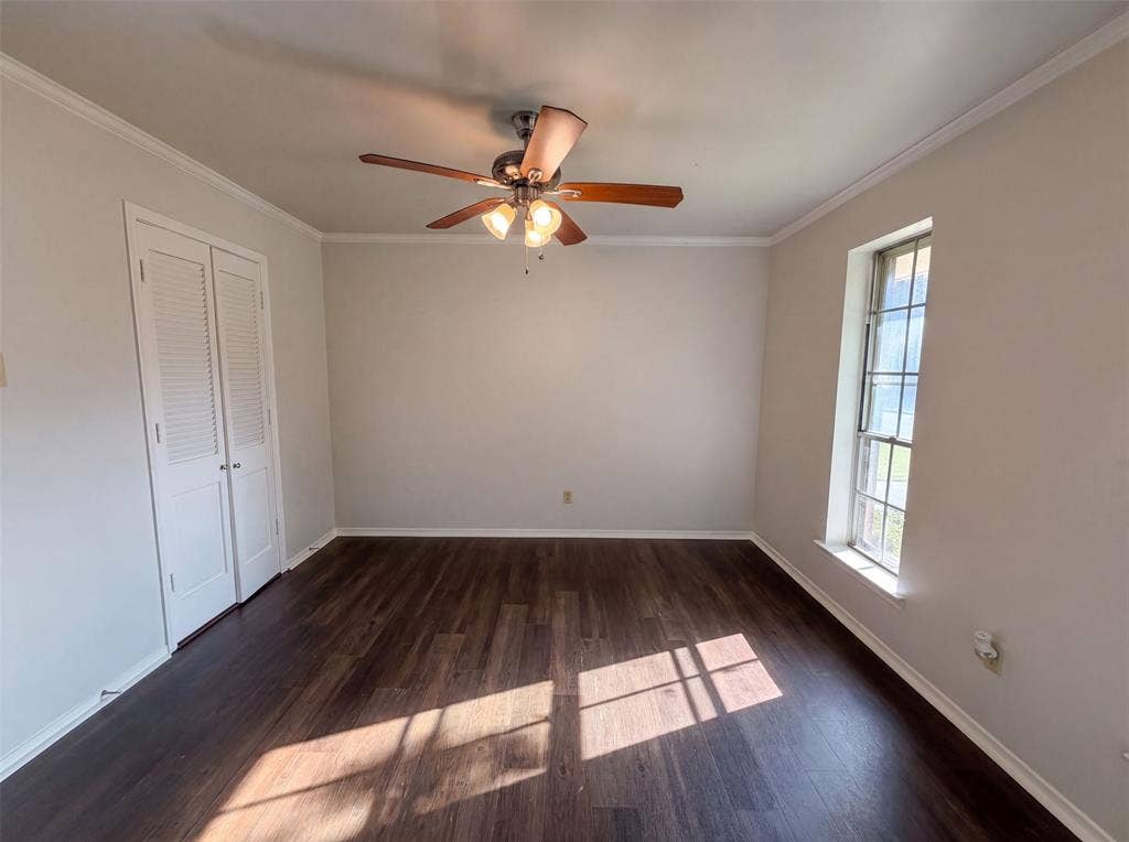 821 Glen Oaks Boulevard, Dallas, TX 75232 821 Glen Oaks Boulevard, Dallas, TX 75232