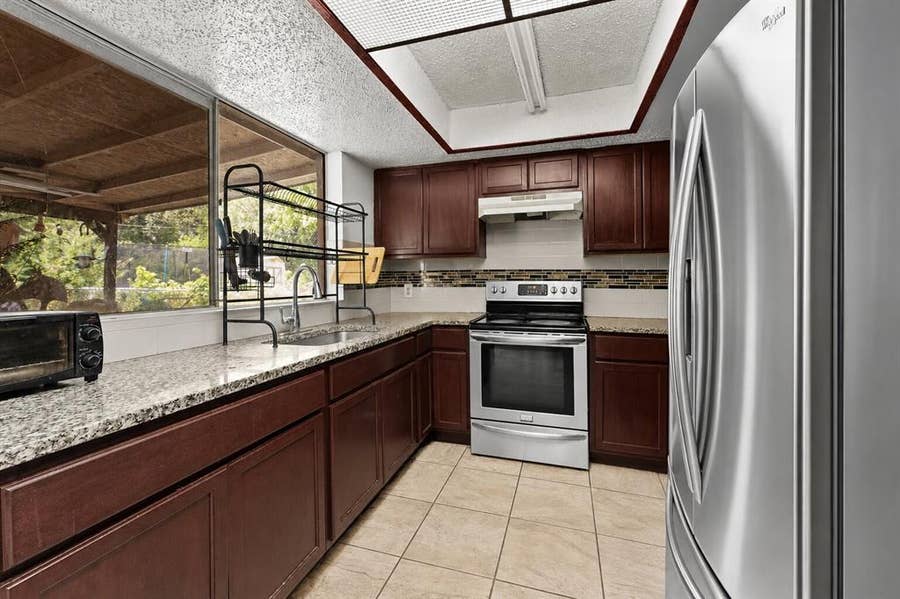Property photo for 1825 Avenue B, Grand Prairie, TX