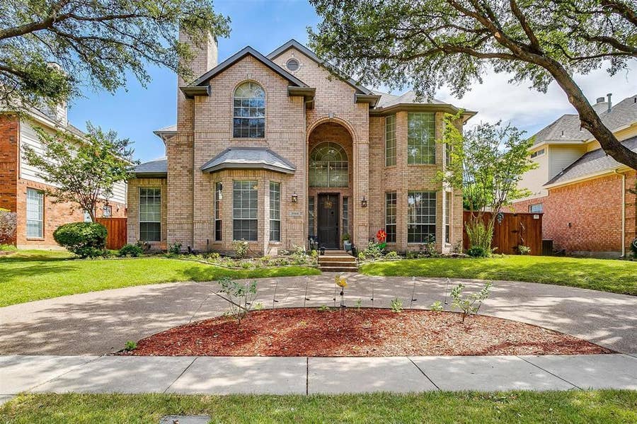 Property photo for 3944 Sunflower Lane, Plano, TX