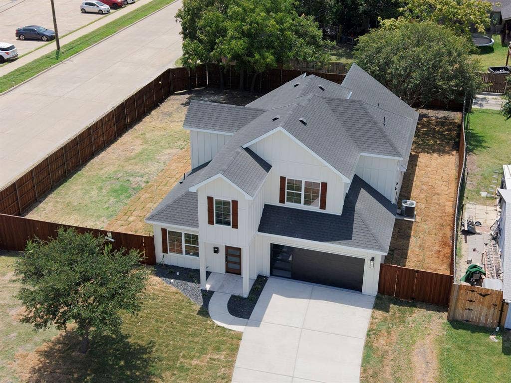 3825 Williamsburg Drive, Garland, TX 75043 3825 Williamsburg Drive, Garland, TX 75043