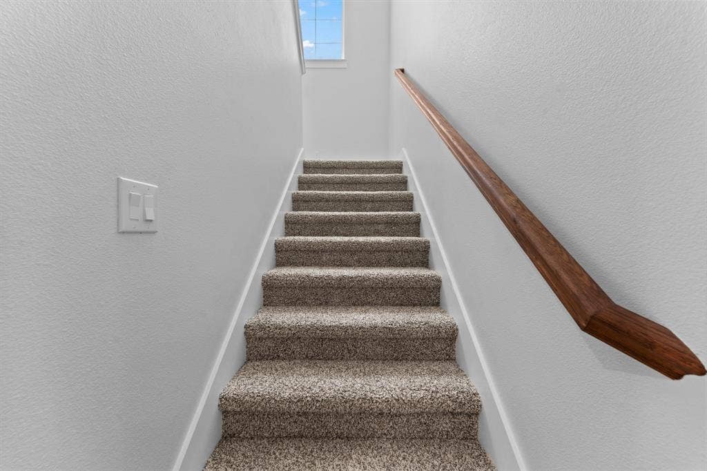 3825 Williamsburg Drive, Garland, TX 75043 3825 Williamsburg Drive, Garland, TX 75043