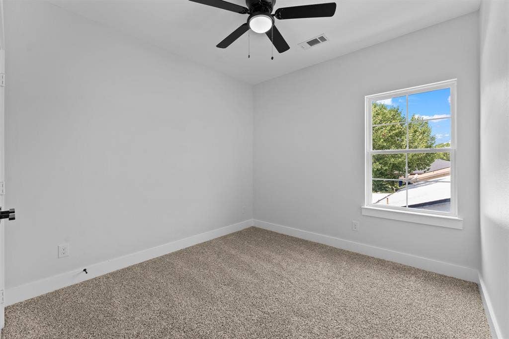 3825 Williamsburg Drive, Garland, TX 75043 3825 Williamsburg Drive, Garland, TX 75043