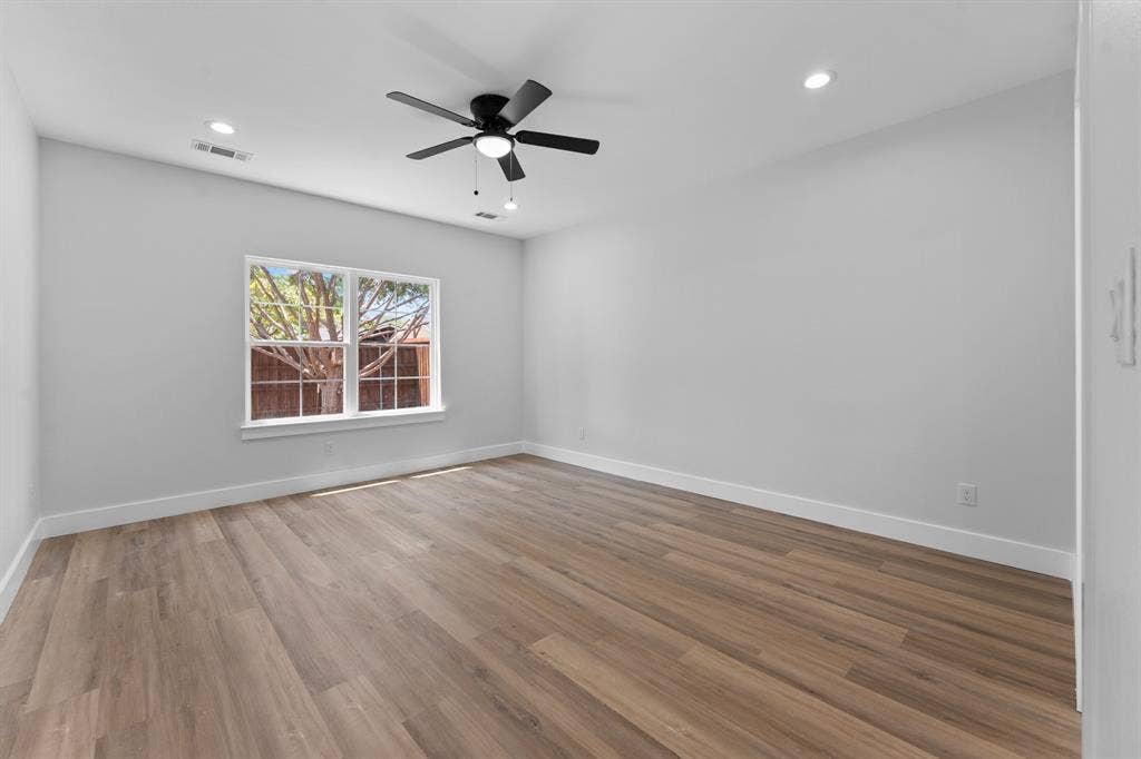 3825 Williamsburg Drive, Garland, TX 75043 3825 Williamsburg Drive, Garland, TX 75043