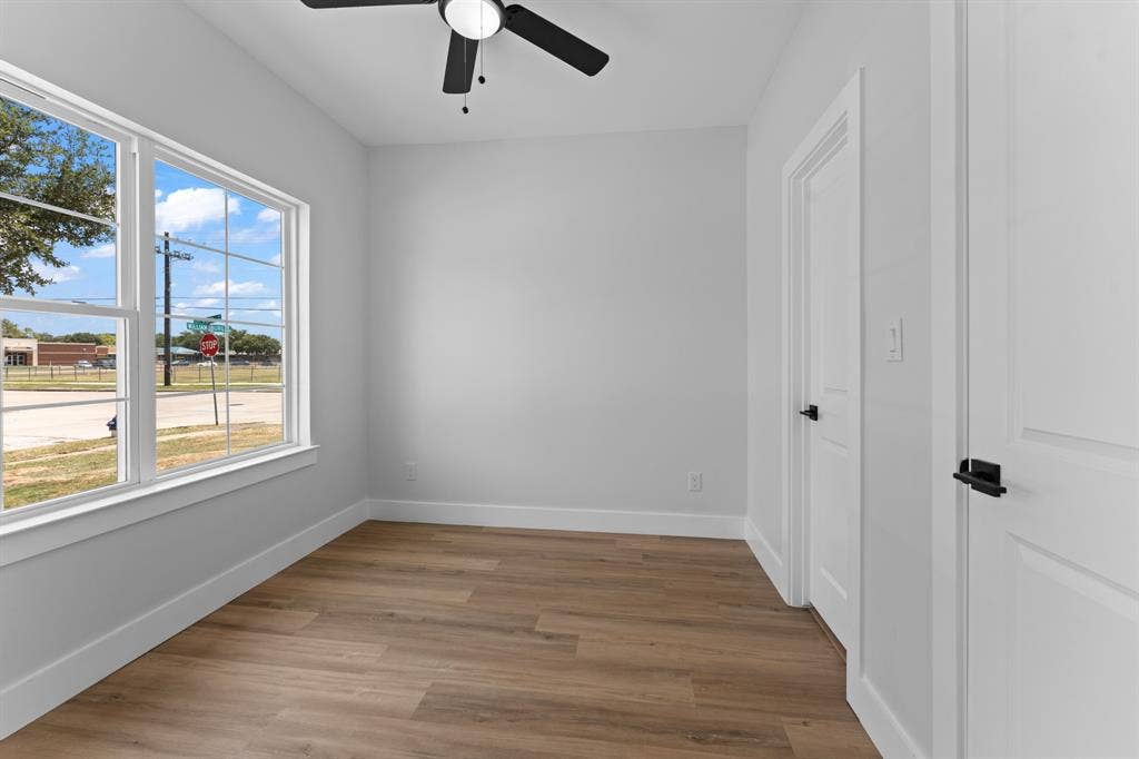 3825 Williamsburg Drive, Garland, TX 75043 3825 Williamsburg Drive, Garland, TX 75043