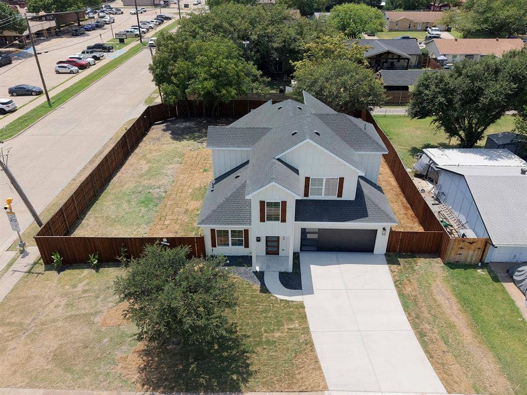 3825 Williamsburg Drive, Garland, TX 75043 3825 Williamsburg Drive, Garland, TX 75043