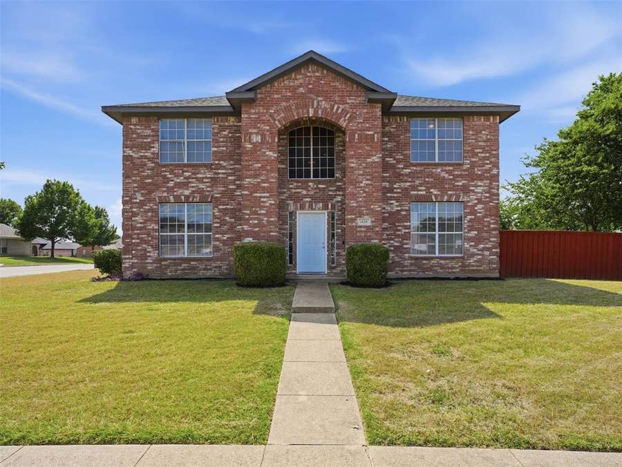 Property photo for 1125 Urban Drive, DeSoto, TX
