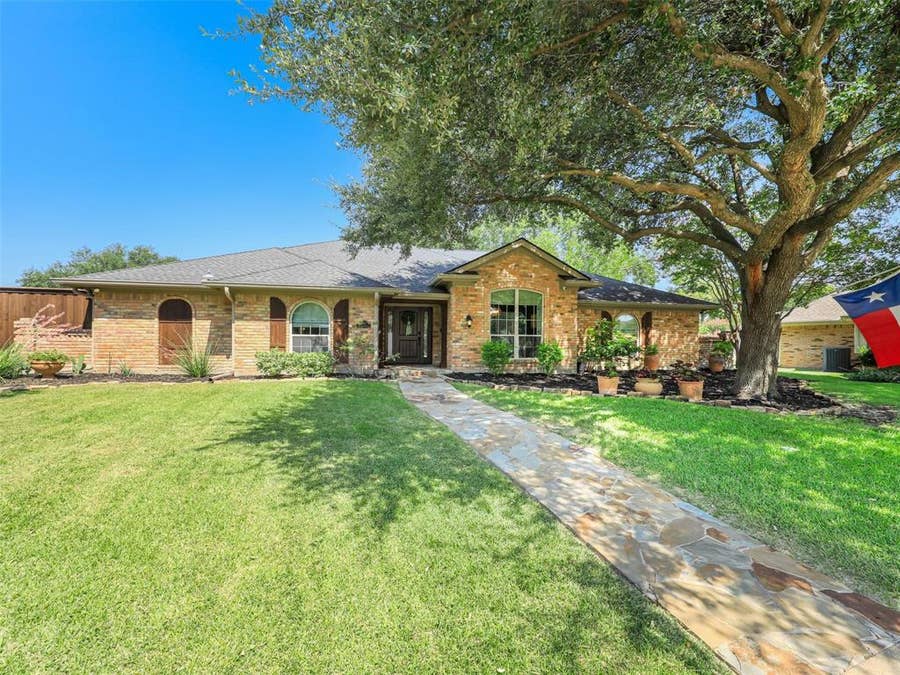 Property photo for 3617 Hackamore Court, Plano, TX