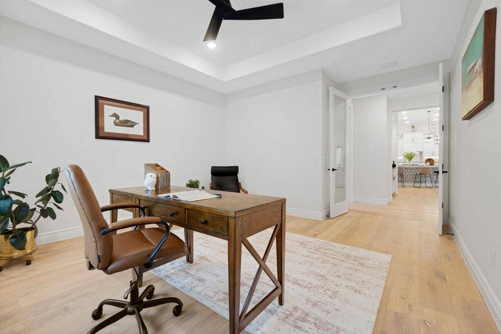 Spacious Office