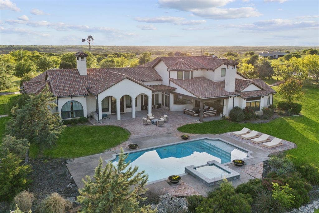 4473 Kelly Road, Aledo, TX 76008 Digitally Staged