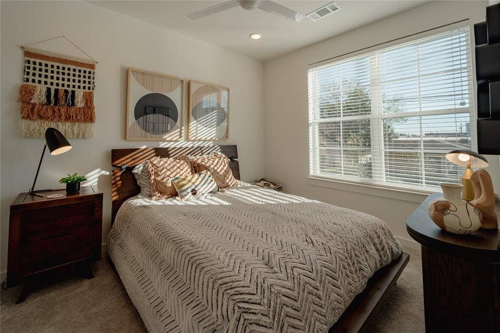 105 S Bishop Avenue, #105-2213, Dallas, TX 75208 105 S Bishop Avenue, #105-2213, Dallas, TX 75208