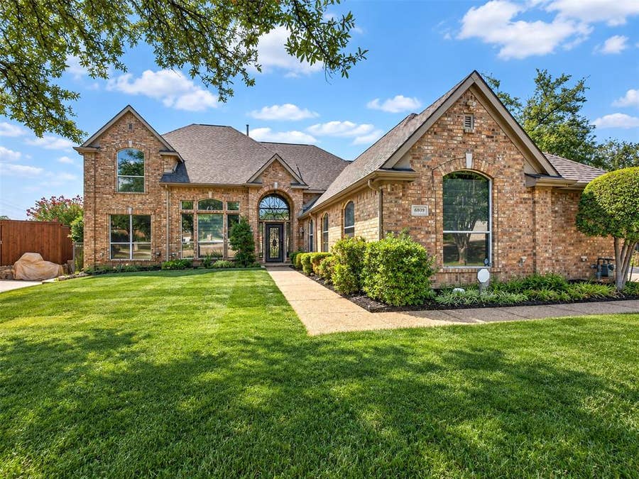 Property photo for 6809 Cedar Ridge Court, Plano, TX