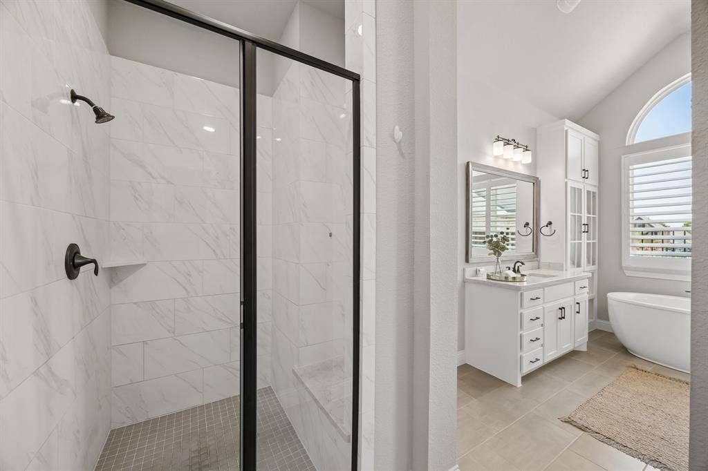 1107 Maverick Drive, Allen, TX 75013 Walk in shower