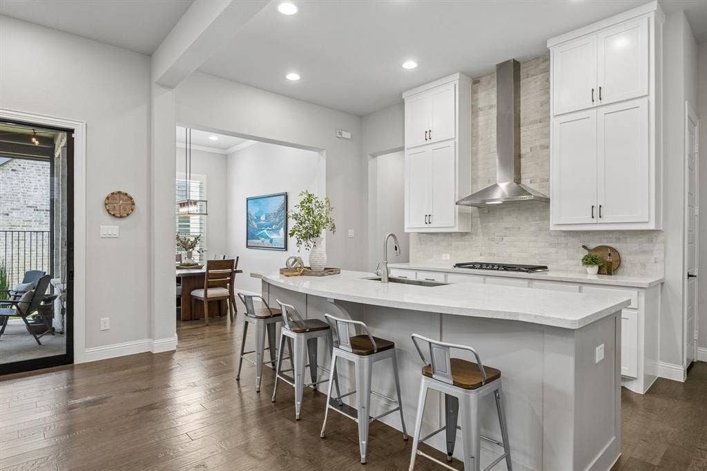 1107 Maverick Drive, Allen, TX 75013 Quartz countertops and walk in pantry