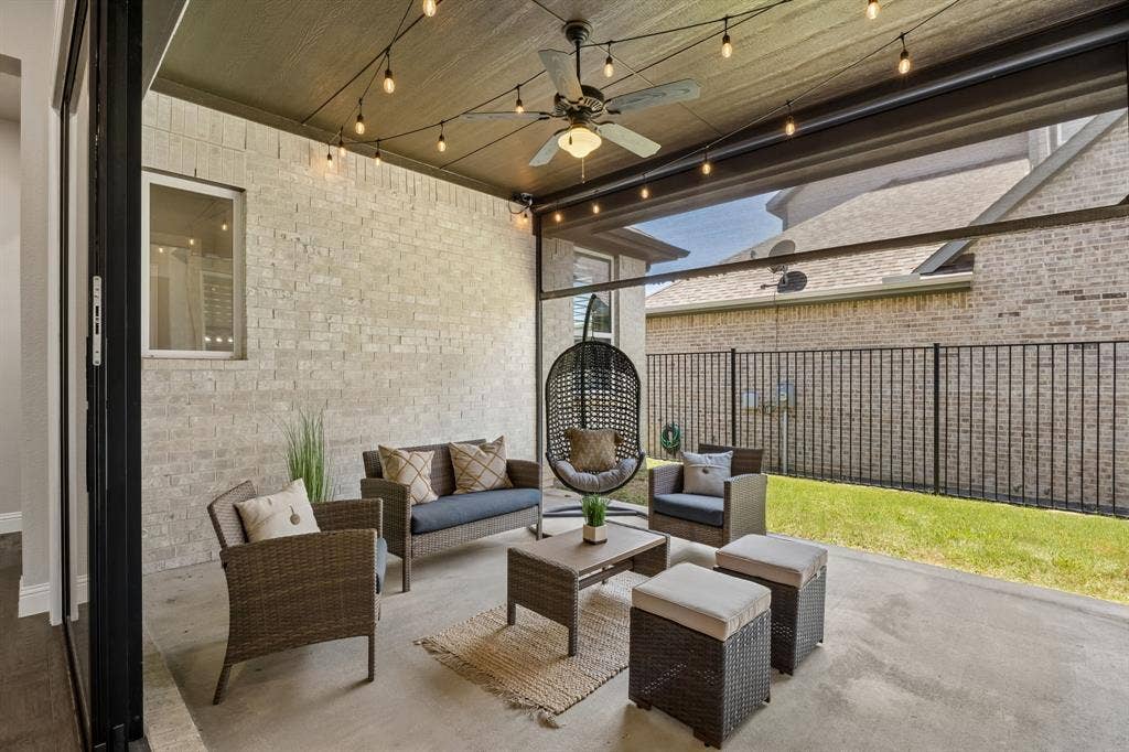1107 Maverick Drive, Allen, TX 75013 Sliders open from living room to patio