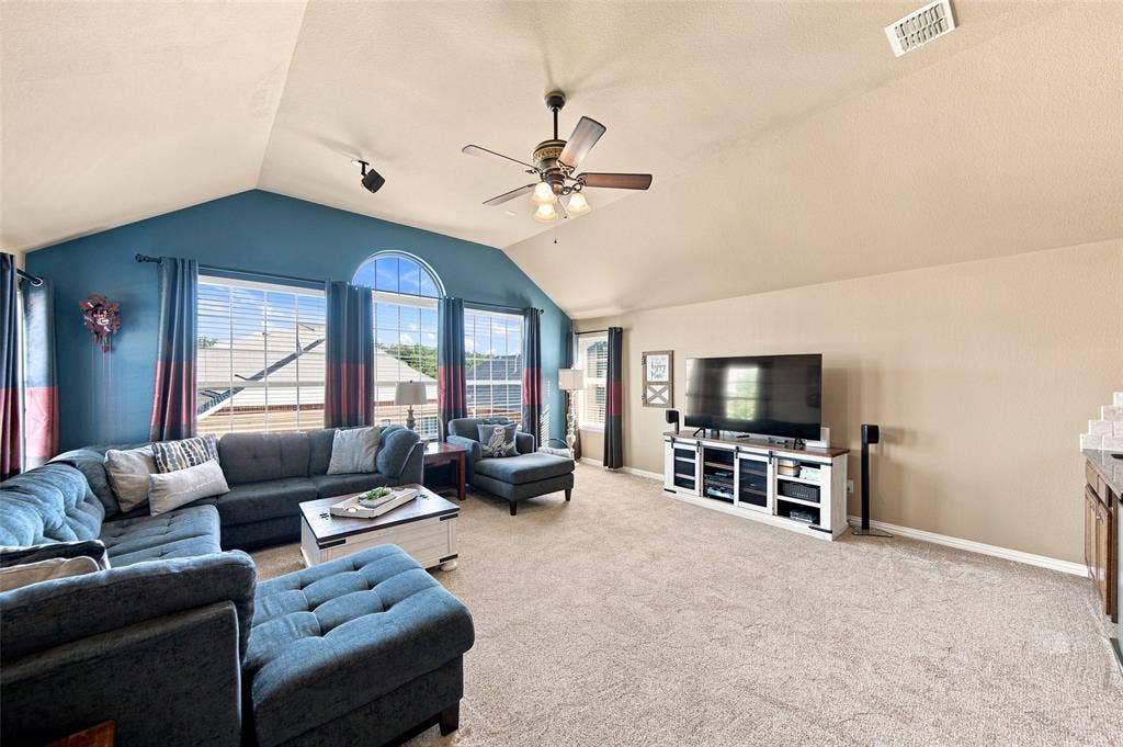 904 Cougar Drive, Allen, TX 75013 904 Cougar Drive, Allen, TX 75013
