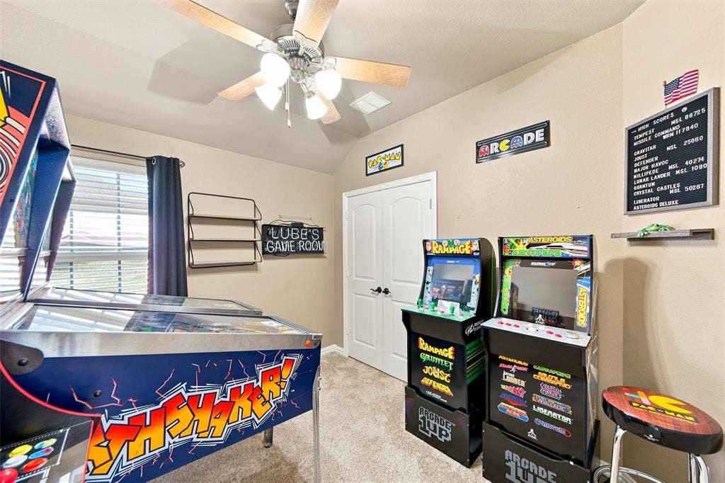 904 Cougar Drive, Allen, TX 75013 904 Cougar Drive, Allen, TX 75013