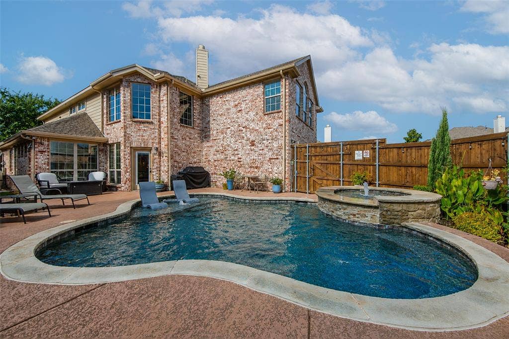 904 Cougar Drive, Allen, TX 75013 904 Cougar Drive, Allen, TX 75013