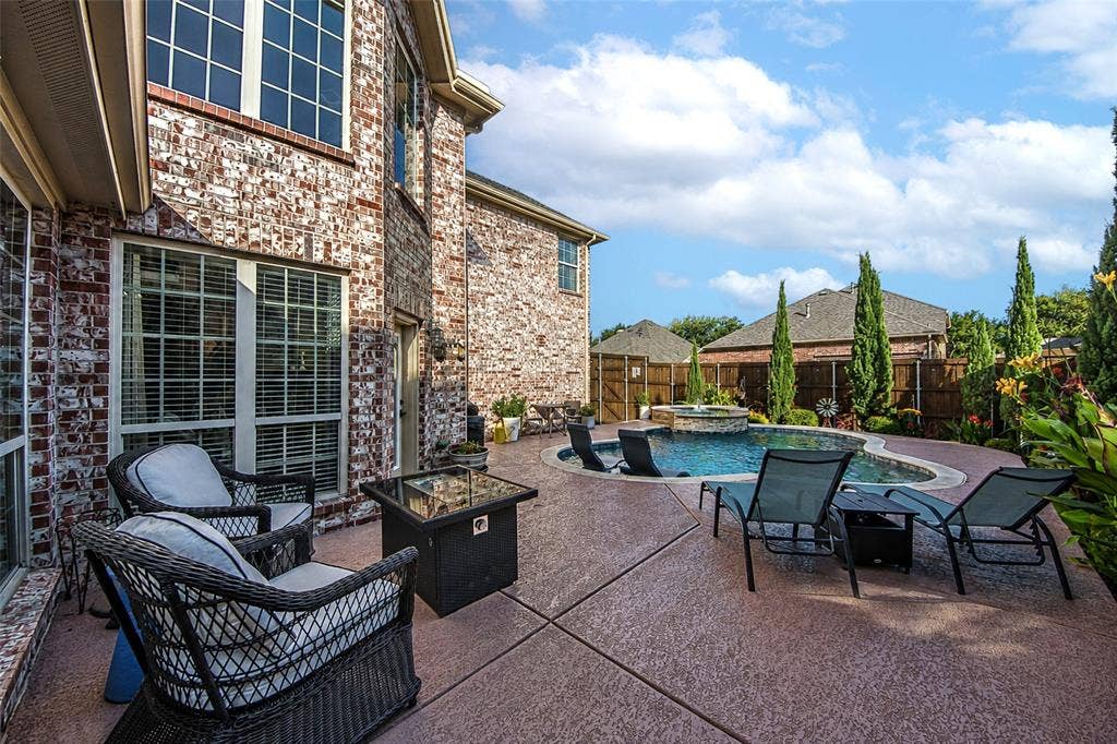 904 Cougar Drive, Allen, TX 75013 904 Cougar Drive, Allen, TX 75013