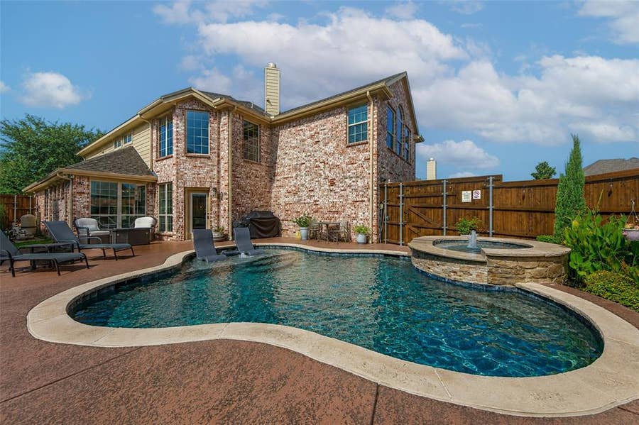 Property photo for 904 Cougar Drive, Allen, TX
