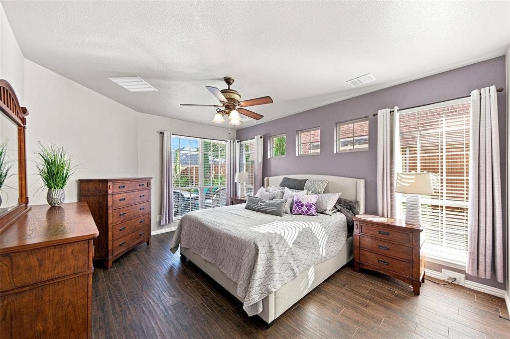 904 Cougar Drive, Allen, TX 75013 904 Cougar Drive, Allen, TX 75013