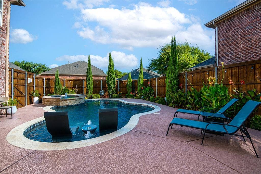 904 Cougar Drive, Allen, TX 75013 904 Cougar Drive, Allen, TX 75013