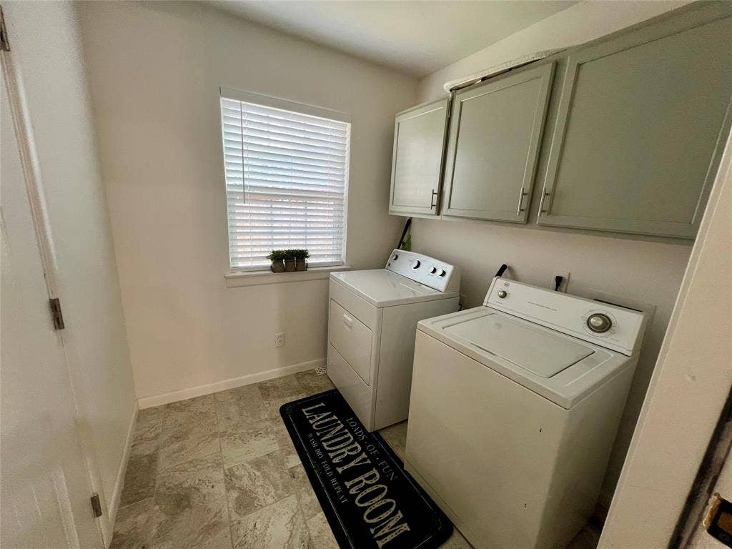 1113 Eric Avenue, Arlington, TX 76012 1113 Eric Avenue, Arlington, TX 76012