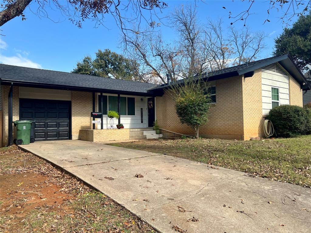 1113 Eric Avenue, Arlington, TX 76012 1113 Eric Avenue, Arlington, TX 76012
