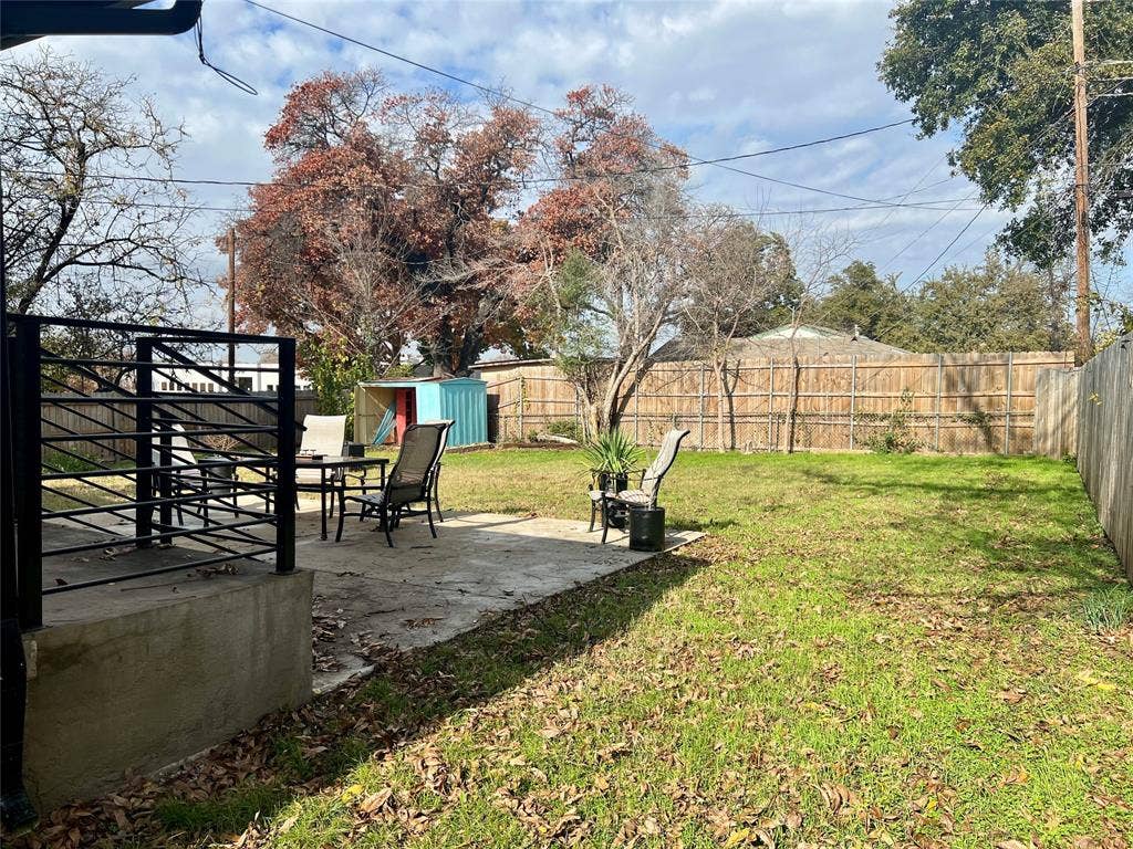 1113 Eric Avenue, Arlington, TX 76012 1113 Eric Avenue, Arlington, TX 76012