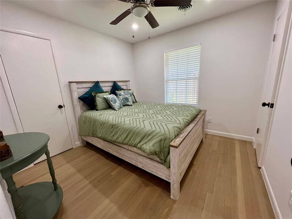 1113 Eric Avenue, Arlington, TX 76012 1113 Eric Avenue, Arlington, TX 76012