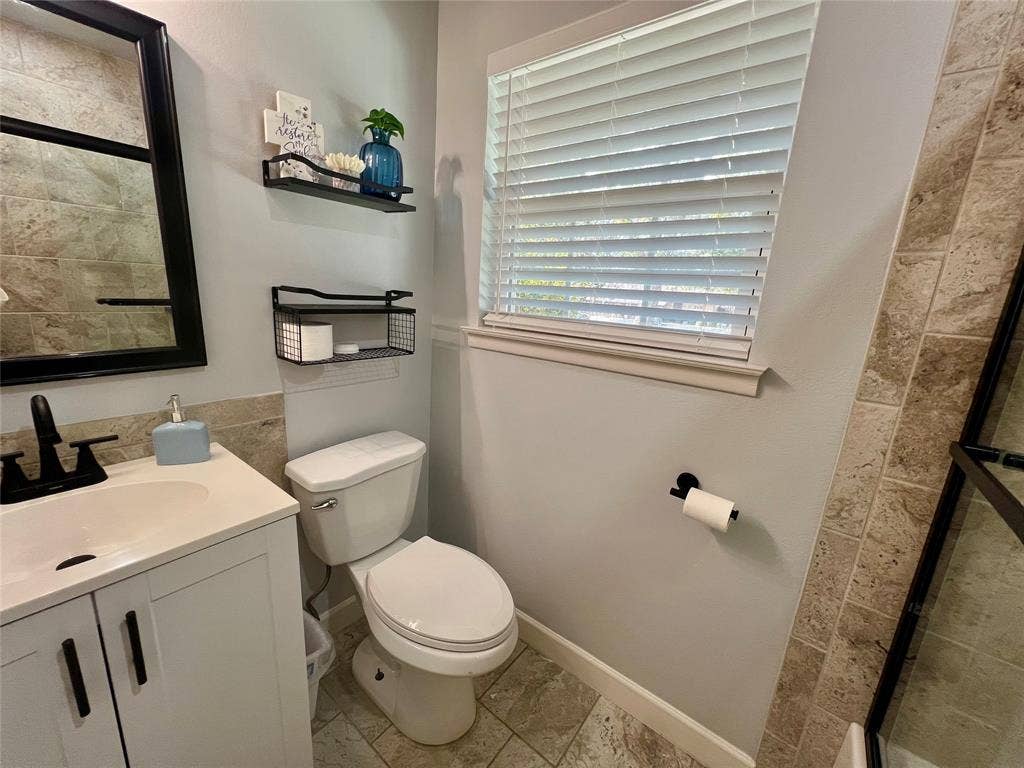 1113 Eric Avenue, Arlington, TX 76012 1113 Eric Avenue, Arlington, TX 76012