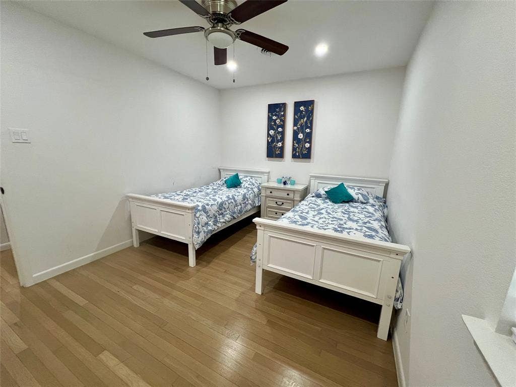 1113 Eric Avenue, Arlington, TX 76012 1113 Eric Avenue, Arlington, TX 76012