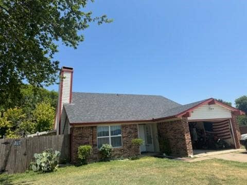 Property photo for 506 E Springdale Lane, Grand Prairie, TX