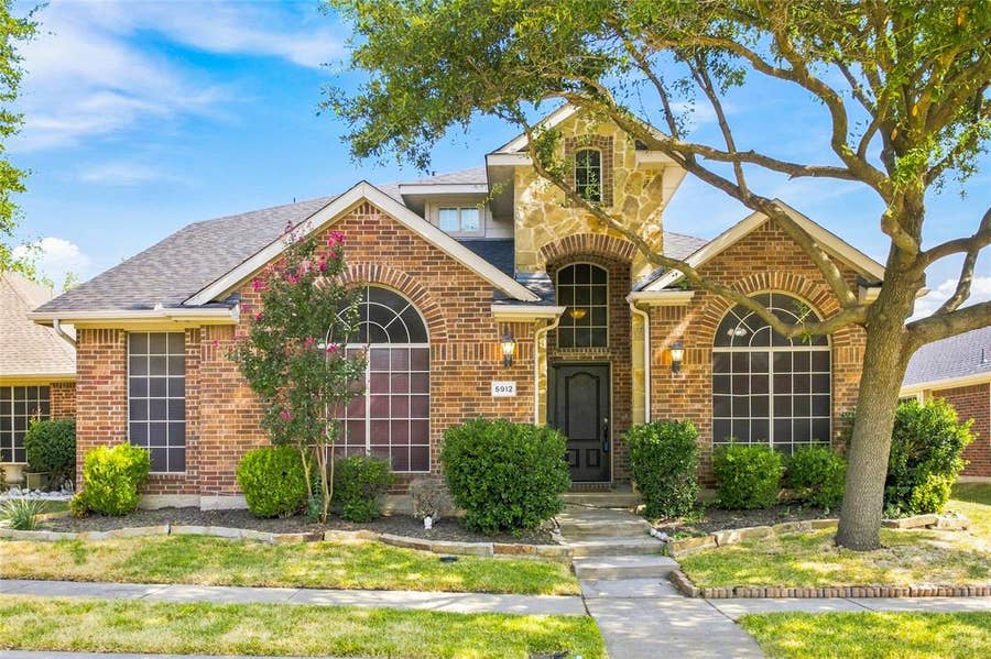 Property photo for 5912 Chuck Wagon Lane, McKinney, TX