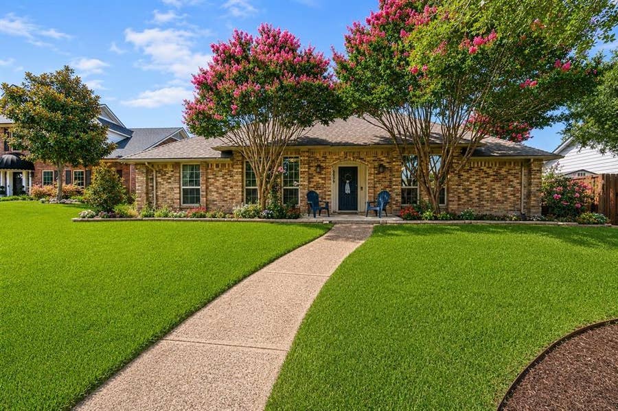 Property photo for 6606 Fireflame Drive, Dallas, TX