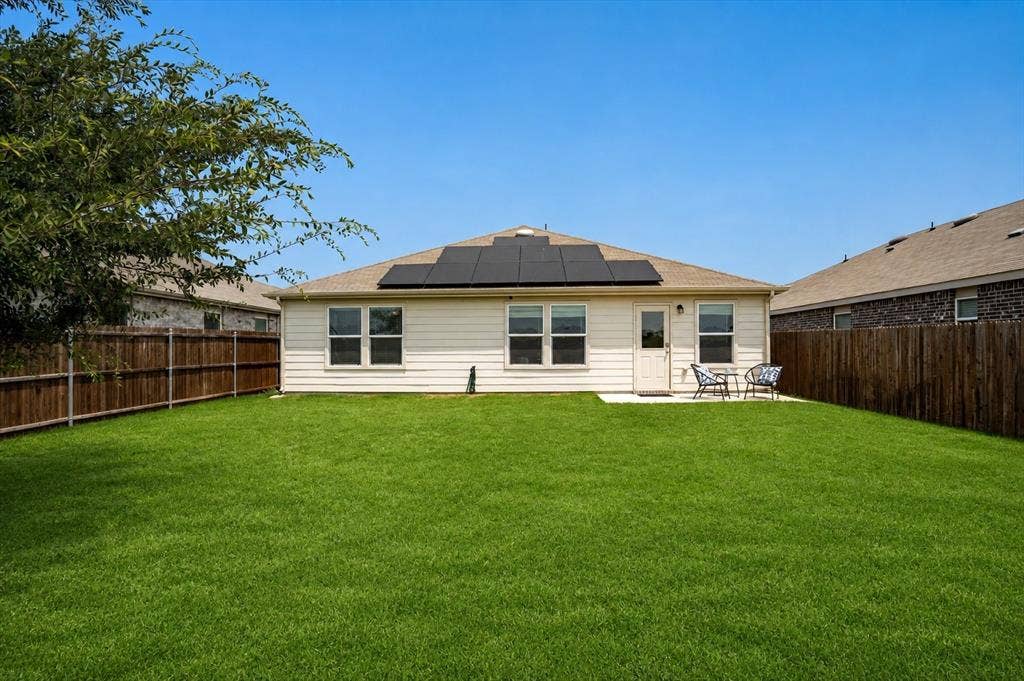 913 Dressage Drive, Haslet, TX 76052 913 Dressage Drive, Haslet, TX 76052
