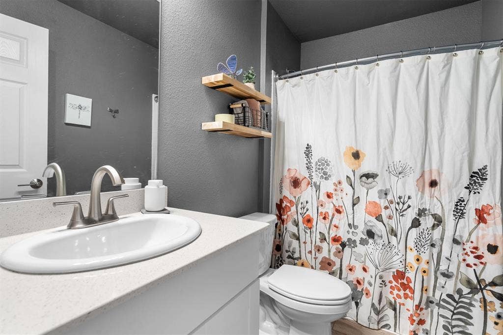 913 Dressage Drive, Haslet, TX 76052 913 Dressage Drive, Haslet, TX 76052