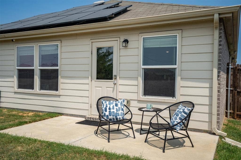 913 Dressage Drive, Haslet, TX 76052 913 Dressage Drive, Haslet, TX 76052