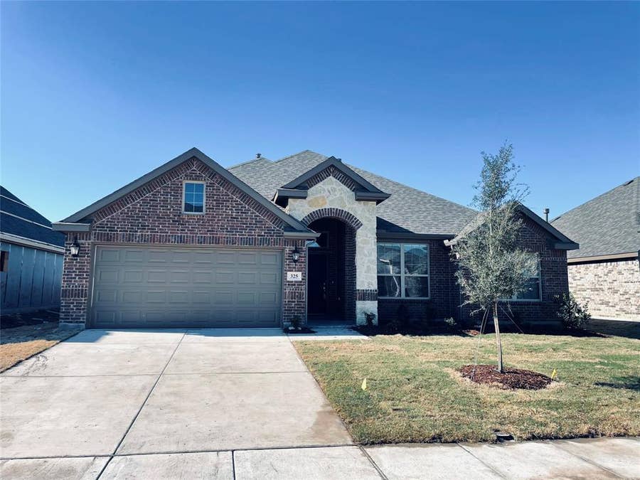 Property photo for 325 Delaford Drive, Forney, TX