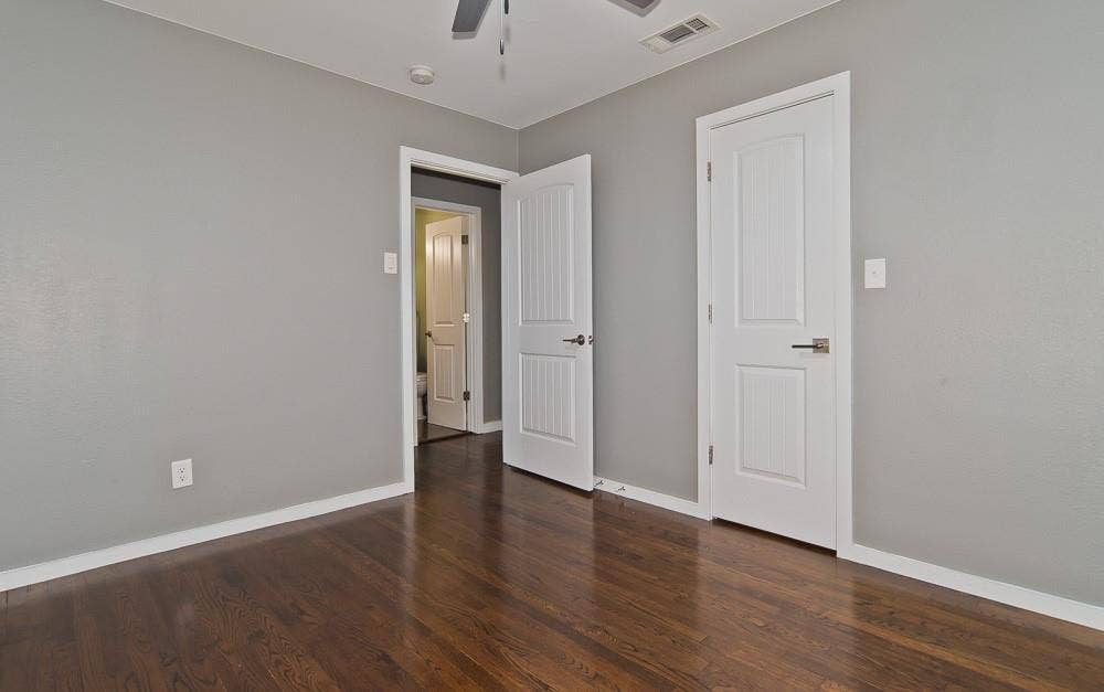 3039 Grayson Drive, Dallas, TX 75224 3039 Grayson Drive, Dallas, TX 75224