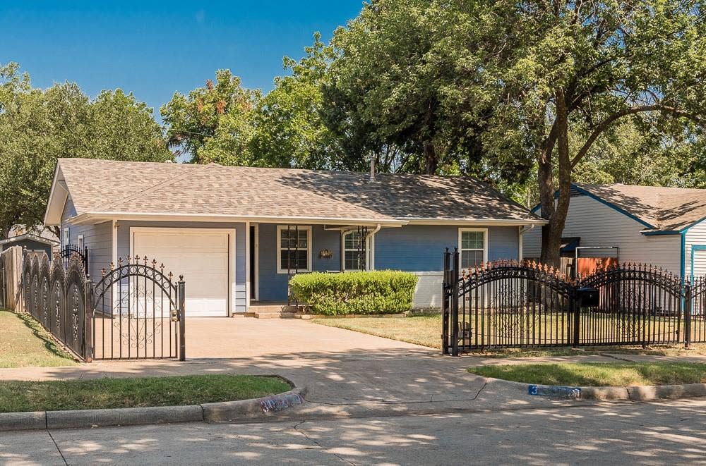 3039 Grayson Drive, Dallas, TX 75224 3039 Grayson Drive, Dallas, TX 75224