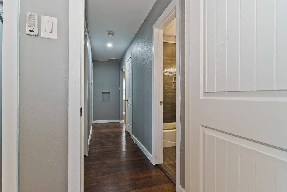 3039 Grayson Drive, Dallas, TX 75224 3039 Grayson Drive, Dallas, TX 75224