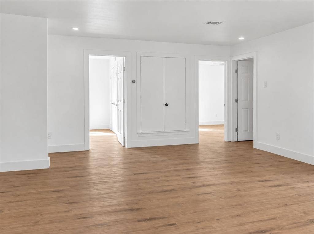 7207 Greenspan Avenue, Dallas, TX 75232 7207 Greenspan Avenue, Dallas, TX 75232