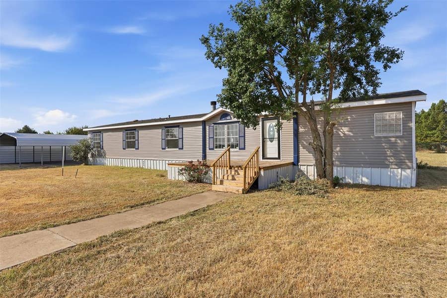 Property photo for 9606 Diamond Avenue, Kaufman, TX